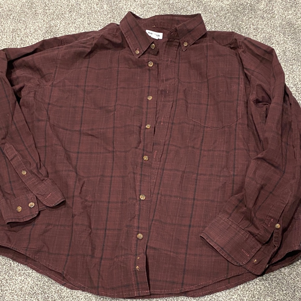 Haggar Burgundy Checkered Casual Shirt